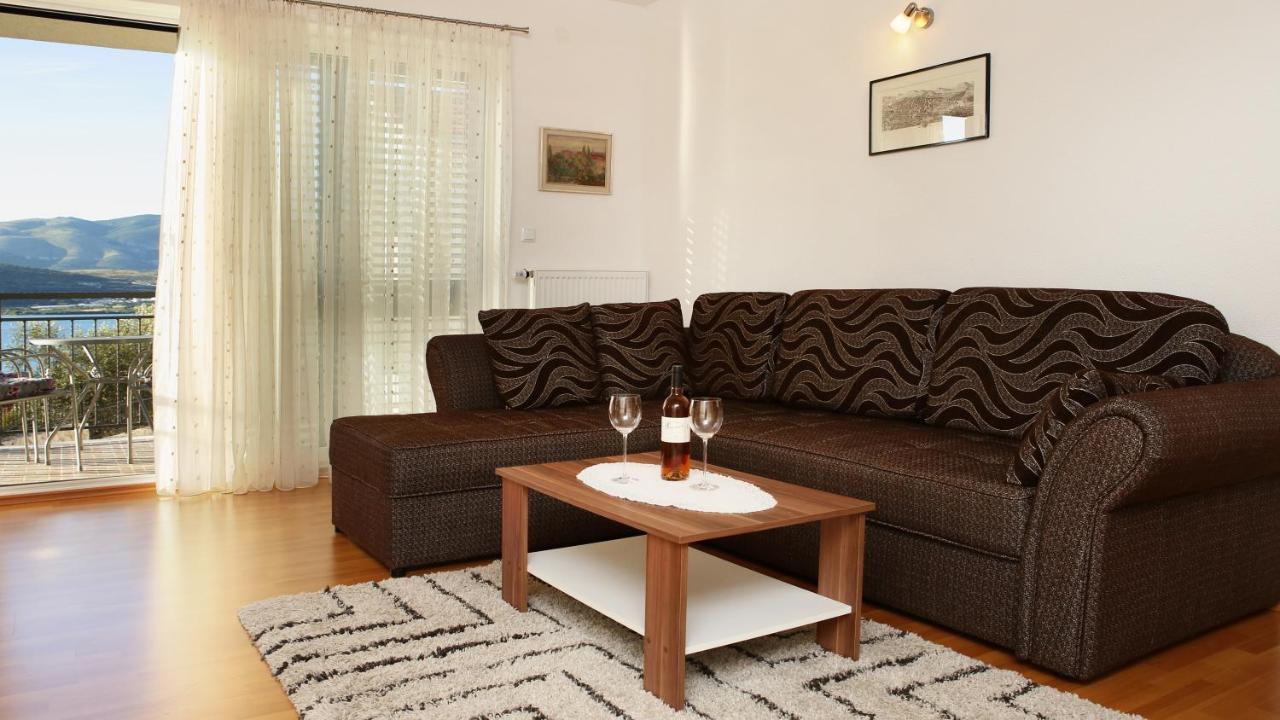 Apartment Matea Trogir Luaran gambar